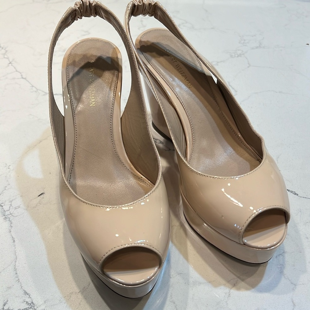 Hi too small I need the size 7 and wasn’t able to return due to final sale.